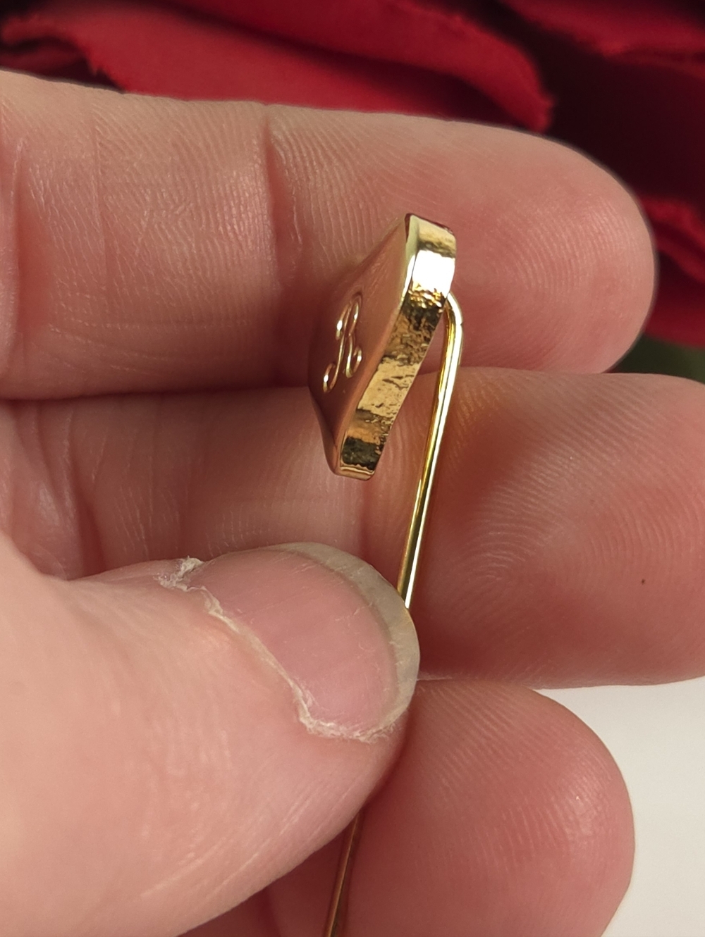 Vintage Gold Tone Letter R Heart Hat Pin - Picture 3 of 5
